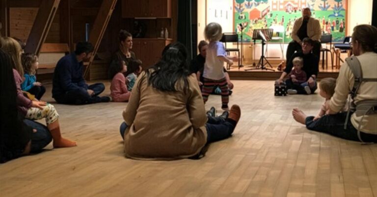 Barntimme med Folkdanslaget National