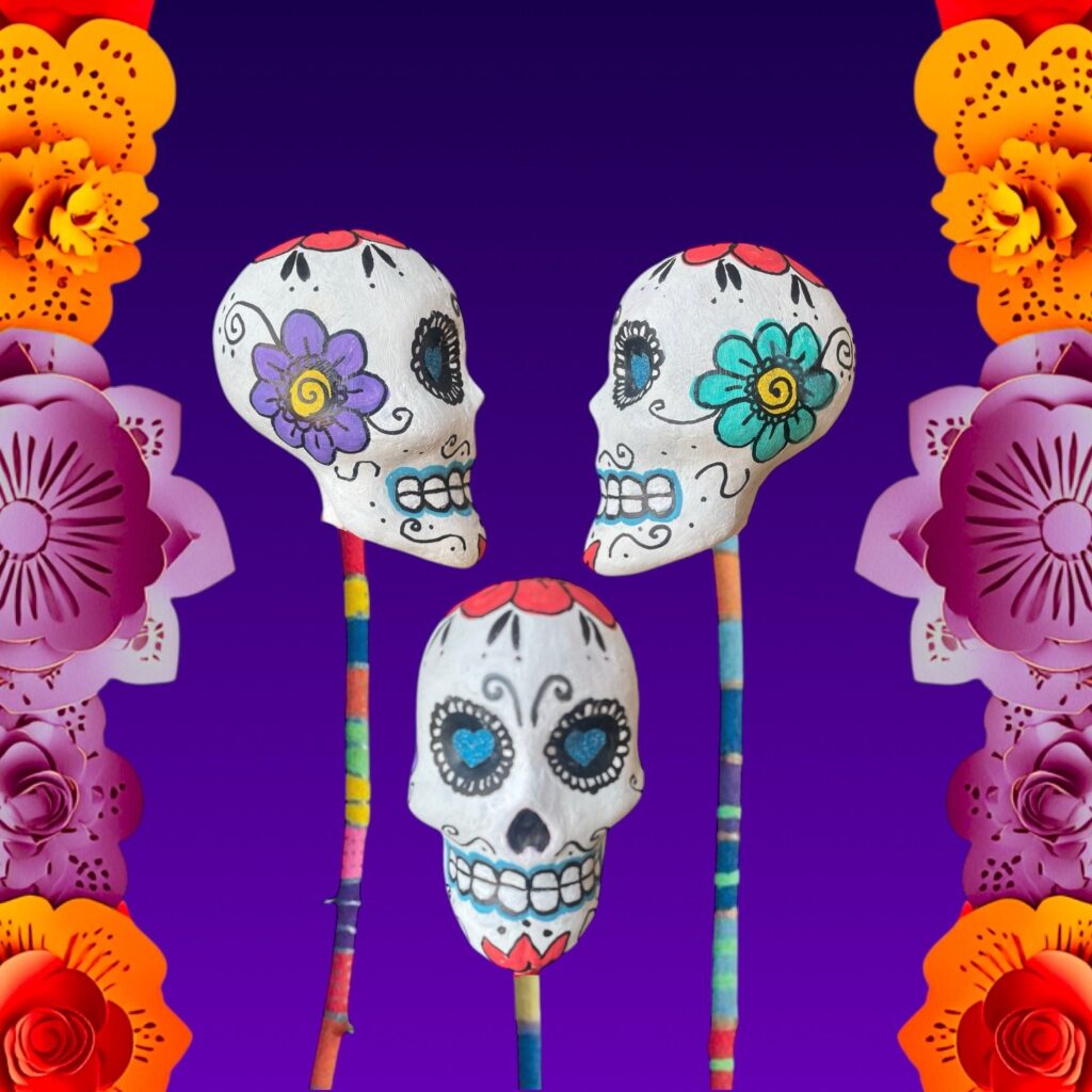 Dödskallar på pinnar, en viktig del av Dia de Muertos-pysslet